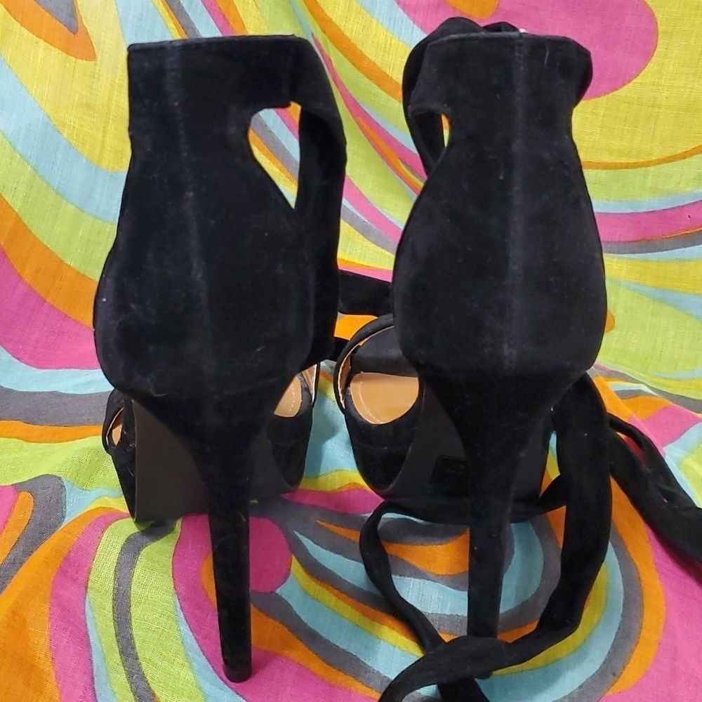 Shoe Republic LA Black 6" Stilletto Heels SZ 6.5 - Picture 4 of 5